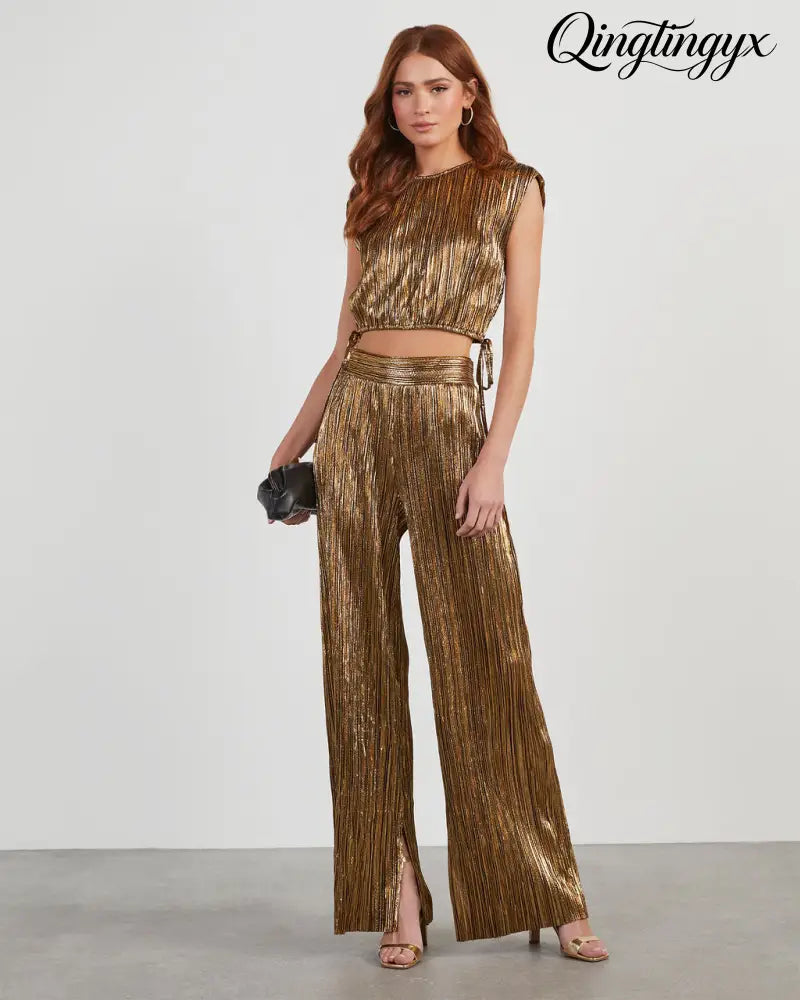 Sinclair Metallic Plisse Crop Blouse - Short Sleeve Top